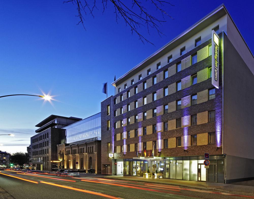 Holiday Inn Express Hamburg - St. Pauli-Messe Екстер'єр фото