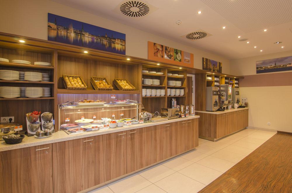 Holiday Inn Express Hamburg - St. Pauli-Messe Екстер'єр фото